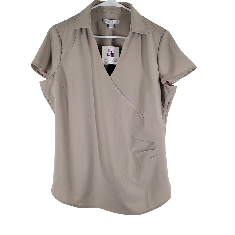 Lilac Bloom Blouse Women Large Taupe Short Sleeve Wrap Front Pleated LB753 NEW